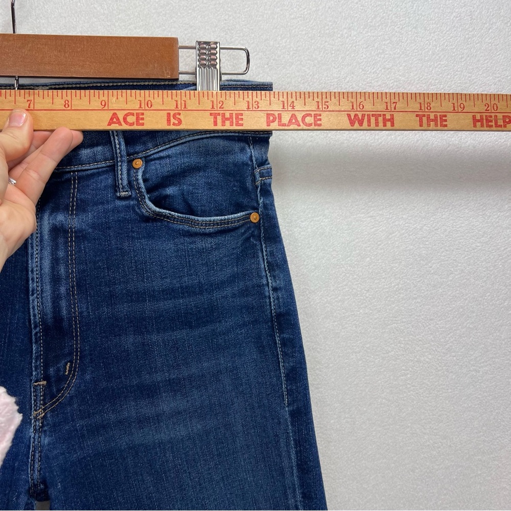 MOTHER High Waisted Runaway Skinny Flare Jeans SIZE 27 Teaming Up Stretch Denim - Picture 3 of 14